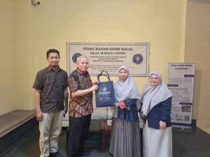 Kunjungan Benchmarking Halal Center UT ke HSC IPB University: Mendorong Akselerasi Pendirian Lembaga Pemeriksa Halal (LPH)